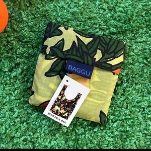 NEW BAGGU Standard Baggu Tote with Carrying Pouch Orange Tree